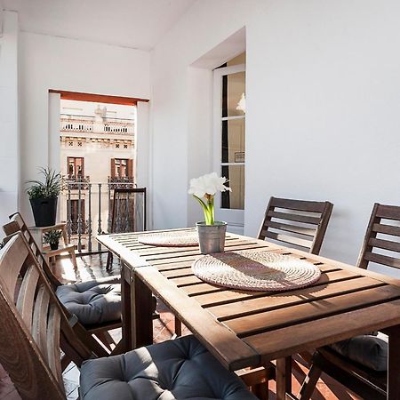 Beautiful Apartment With Terrace In バルセロナ エクステリア 写真