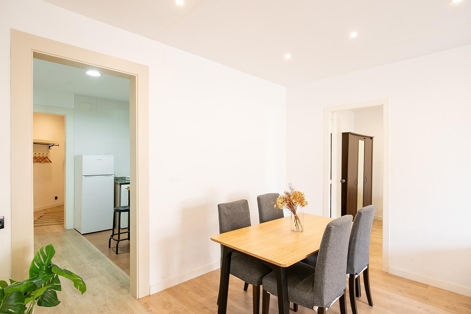 Beautiful Apartment With Terrace In バルセロナ エクステリア 写真