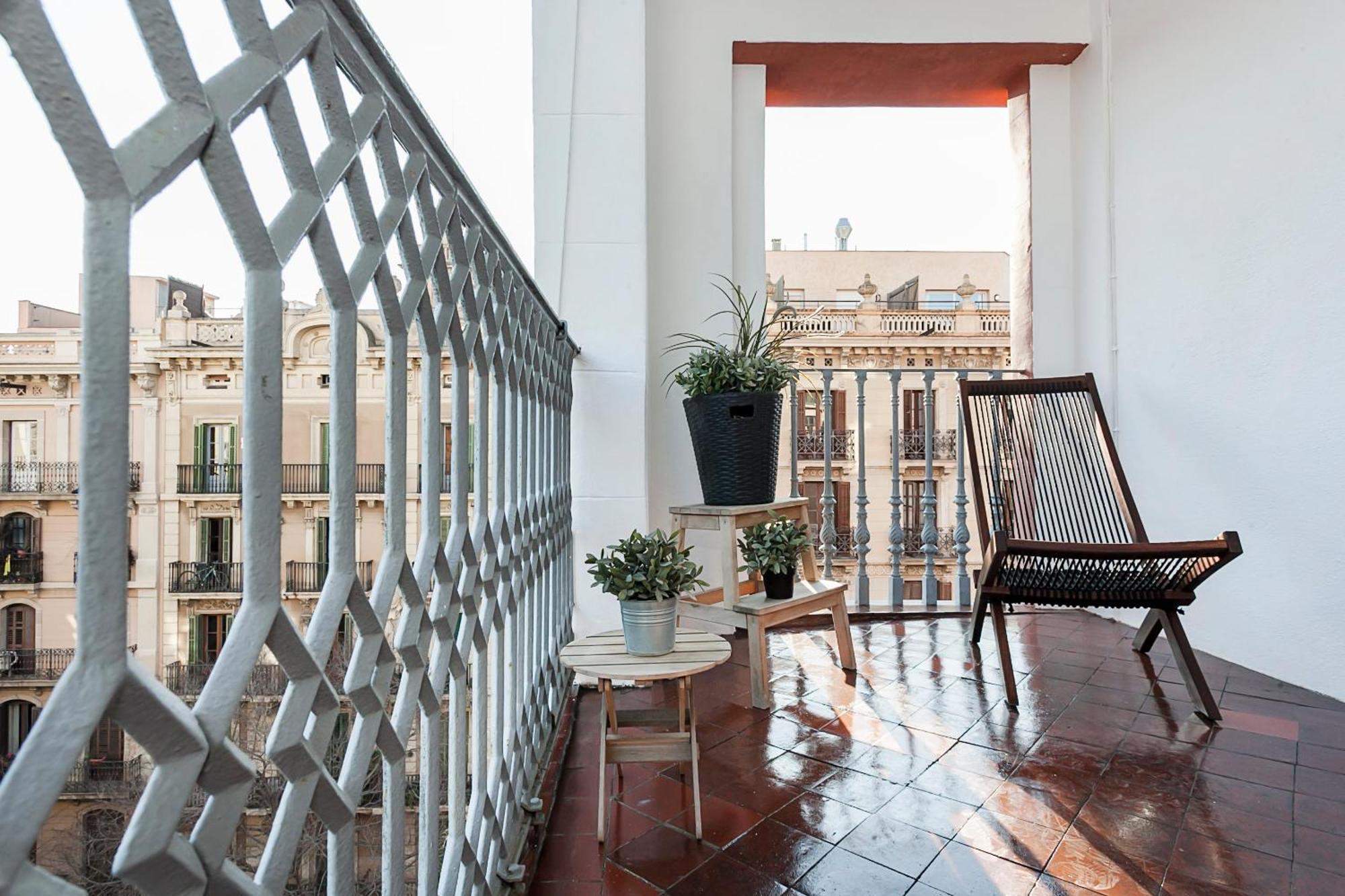 Beautiful Apartment With Terrace In バルセロナ エクステリア 写真