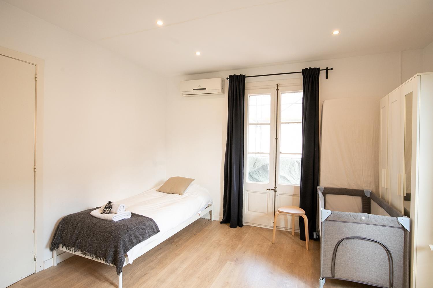 Beautiful Apartment With Terrace In バルセロナ エクステリア 写真